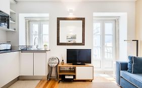 Santana Apartment By Sublime Houses